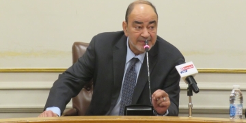 شعبة المستلزمات الطبية تناقش أزمة النقص الحاد فى احتياجاتها بالاسواق .. الاسبوع المقبل 1 - جريدة المساء