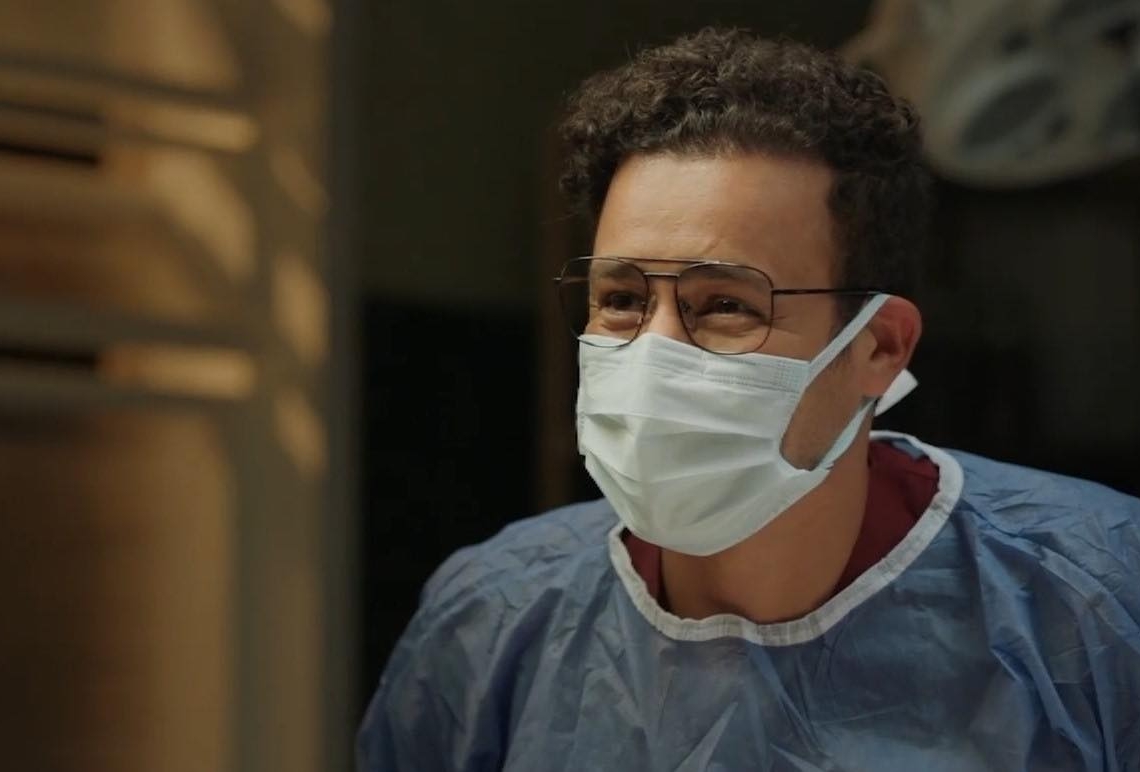 أحمد داود يرى تهيؤات ويترك خطيبته في مسلسل "زينهم" 17 - جريدة المساء