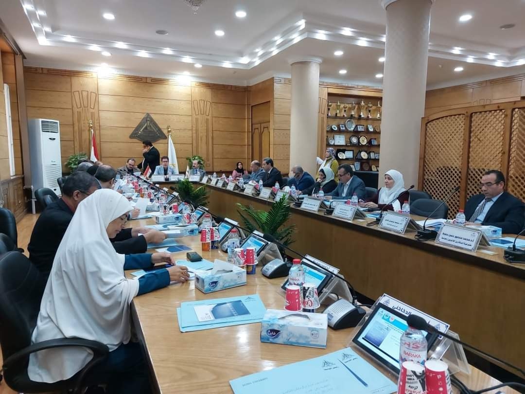 "الجيزاوي" تحفيز طلاب جامعة بنها..للمشاركة الإيجابية في الانتخابات الرئاسية 17 - جريدة المساء