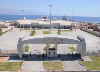 إغلاق ميناء نويبع البحرى لسوء الأحوال الجوية 19 - جريدة المساء