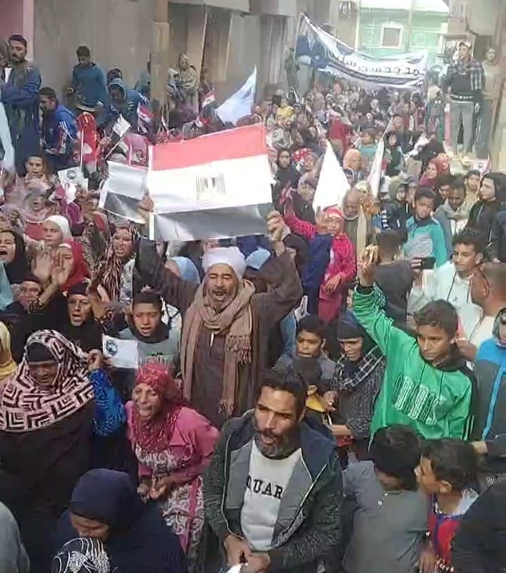 حشود انتخابية بقرية الميمون ببني سويف 20 - جريدة المساء حشود انتخابية بقرية الميمون ببني سويف 19 - جريدة المساء