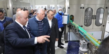 وزير الزراعة و محافظ الشرقية يُدشنان مبادرة "احلم" لتحسين سلالات الماشية بمحافظات الجمهورية 1 - جريدة المساء