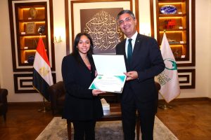 رئيس البريد يكرم طلاب كليات الفنون الفائزين بمسابقة تصميم الطوابع التذكارية 24 - جريدة المساء رئيس البريد يكرم طلاب كليات الفنون الفائزين بمسابقة تصميم الطوابع التذكارية 23 - جريدة المساء