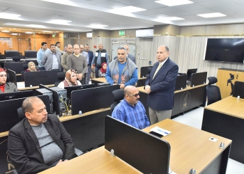 استعدادا للانتخابات الرئاسية.. محافظ أسيوط يتفقد مركز السيطرة الموحد للشبكة الوطنية للطوارىء والسلامة العامة 35 - جريدة المساء