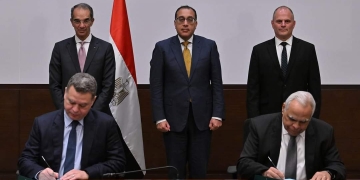 رئيس الوزراء يشهد توقيع مذكرة تفاهم للتوسع في أعمال تصميم الإلكترونيات 1 - جريدة المساء