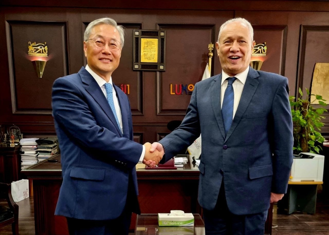 السفير الكورى يبحث سبل التعاون مع محافظة الأقصر 19 - جريدة المساء