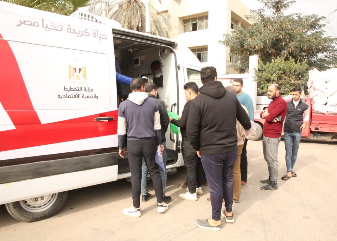 المركز التكنولوجى المتنقل يقدم خدمات تراخيص المحال التجارية للتيسير على المواطنين بكفرالشيخ 19 - جريدة المساء المركز التكنولوجى المتنقل يقدم خدمات تراخيص المحال التجارية للتيسير على المواطنين بكفرالشيخ 18 - جريدة المساء