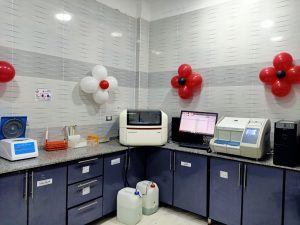 محافظ الشرقية يفتتح بنك الدم التجميعي والمعامل بمستشفي أبوكبير المركزي 26 - جريدة المساء