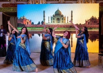 المركز الثقافى الصينى يشارك فى الاحتفال بالذكرى ال 120 لإنشاء متحف قصر محمد على بالمنيل.. عثمان : معرض أثرى وفنى يضم مجوهرات ملكية نادرة..لمدة 30يوما 19 - جريدة المساء