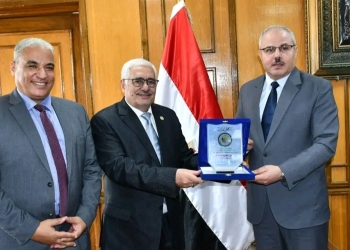 جامعة القناة تستضيف الموسم الثقافي للجمعية الجغرافية المصرية 15 - جريدة المساء