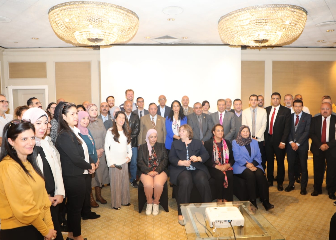 مصلحة الجمارك وممثلو المنظمات الدولية: الوضع الإنساني فى غزة متدهور جدًا.. و«المساعدات الدولية العاجلة لازم تتضاعف» 16 - جريدة المساء مصلحة الجمارك وممثلو المنظمات الدولية: الوضع الإنساني فى غزة متدهور جدًا.. و«المساعدات الدولية العاجلة لازم تتضاعف» 15 - جريدة المساء