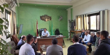 رئيس مدينة المنيا يقرر إنشاء وحدات حصر التعديات و الازالات فى القري 1 - جريدة المساء