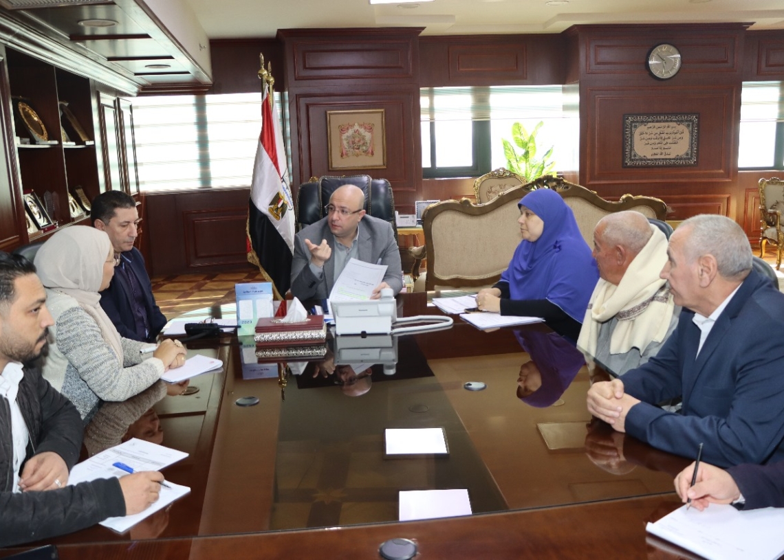 محافظ بنى سويف يوجه بسرعة تذليل معوقات تشغيل سجل مدنى قاى باهناسيا 19 - جريدة المساء