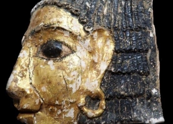 كشف أثري جديد فى البهنسا بالمنيا.. مومياوات وتوابيت وأقنعة ذهبية وتماثيل تراكوتا ..فى مقابر صخرية من العصرين البطلمى والرومانى 23 - جريدة المساء