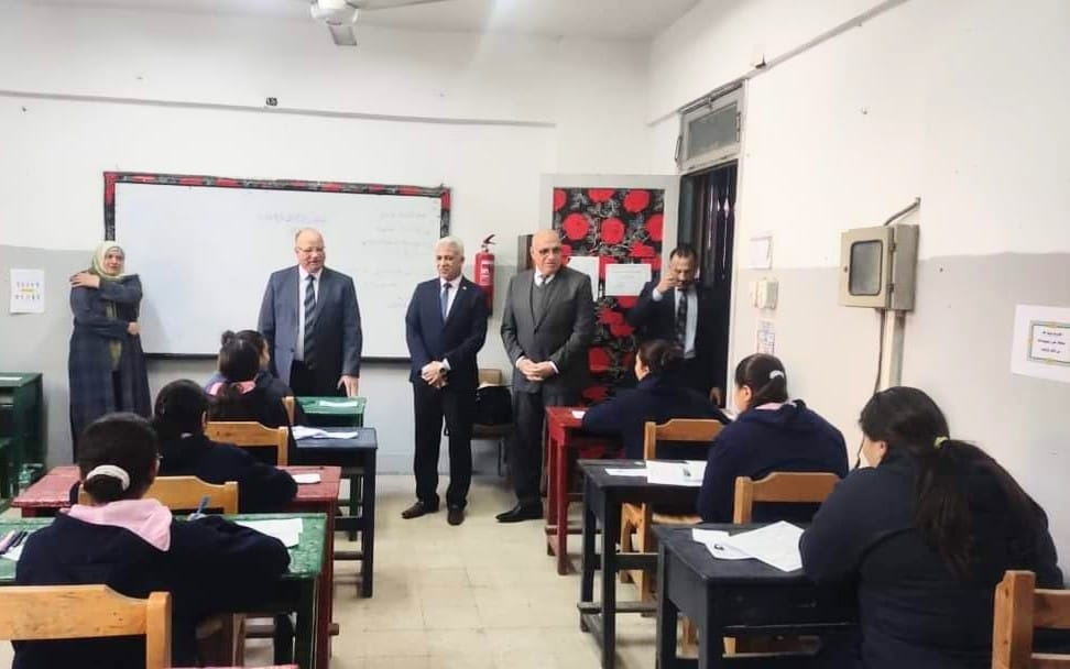 حقيقة جروبات الغش "شاومينج" و "حماصة و تسريب إمتحانات النقل والشهادة الإعدادية 20 - جريدة المساء حقيقة جروبات الغش "شاومينج" و "حماصة و تسريب إمتحانات النقل والشهادة الإعدادية 19 - جريدة المساء