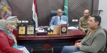مدير التعليم يبحث تطوير وصيانة بعض المدارس للتعليم العام والتعليم المجتمعي بالمنيا 2 - جريدة المساء مدير التعليم يبحث تطوير وصيانة بعض المدارس للتعليم العام والتعليم المجتمعي بالمنيا 1 - جريدة المساء