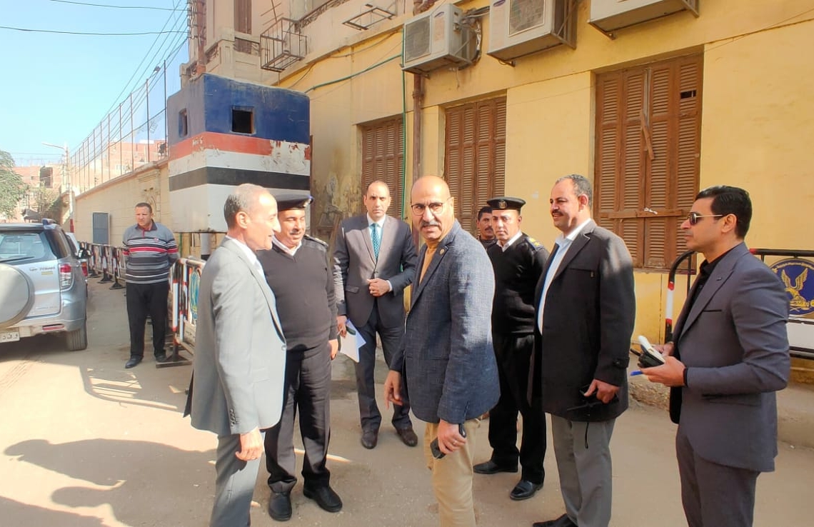 السكرتير العام المساعد لبني سويف  يتفقد  استعدادات الكنائس لاستقبال  احتفالات  عيد الميلاد المجيد للأخوة المسيحيين يناير 2024 19 - جريدة المساء