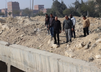 السكرتير العام المساعد لبني سويف  يتفقد مخر سيل بياض العرب  بشرق النيل ضمن خطة المحافظة لموسم الأمطار وفصل الشتاء 27 - جريدة المساء