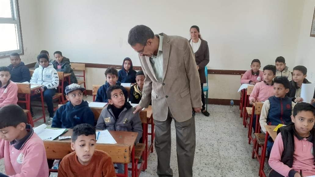 وكيل وزارة تعليم البحر الاحمر يتابع سير إمتحانات النقل بجميع المدارس 19 - جريدة المساء