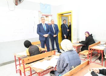 وزير التربية والتعليم ومحافظ الفيوم يتفقدان سير أعمال لجان امتحانات الشهادة الإعدادية بالمحافظة 35 - جريدة المساء