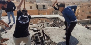 استجابة لشكاوي المواطنين.. محافظة الجيزة تزيل مخالفات بناء بهضبة الأهرام والعمرانية 1 - جريدة المساء