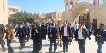 14سفيرا من أمريكا اللاتينية يزورون دير الميمون بأطفيح 2 - جريدة المساء 14سفيرا من أمريكا اللاتينية يزورون دير الميمون بأطفيح 1 - جريدة المساء