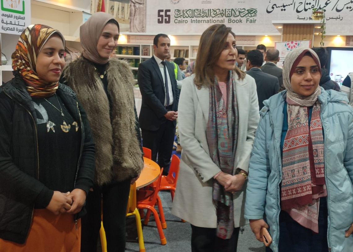 وزيرة الثقافة تشيد بجناح المجلس القومى للمرأة فى معرض الكتاب 20 - جريدة المساء وزيرة الثقافة تشيد بجناح المجلس القومى للمرأة فى معرض الكتاب 19 - جريدة المساء