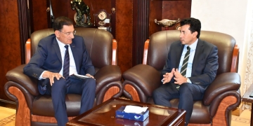 وزير الشباب والرياضة يبحث تطوير نادى المصرى القاهري للتجديف 1 - جريدة المساء