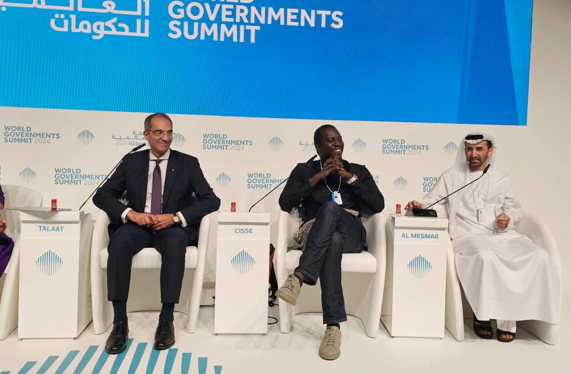 "وزير الاتصالات" يشارك فى جلسة نقاشية ضمن فعاليات القمة العالمية للحكومات بدبى 18 - جريدة المساء "وزير الاتصالات" يشارك فى جلسة نقاشية ضمن فعاليات القمة العالمية للحكومات بدبى 17 - جريدة المساء