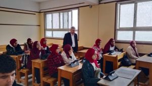 وكيل وزارة التربية والتعليم بدمياط : إثابة المنضبطين وإحالة المقصرين للتحقيق 41 - جريدة المساء