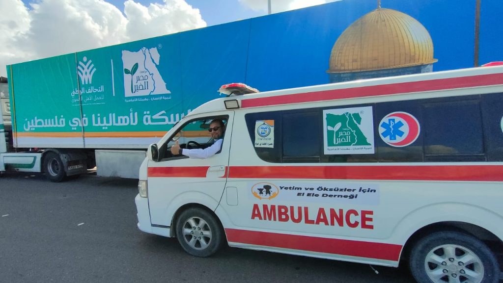 "مصر الخير": دخول 6 سيارات إسعاف مجهزة لقطاع غزة عبر معبر رفح 23 - جريدة المساء