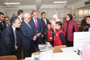 "حجازى" يقرر تنفيذ برنامج تدريب الإدارة المدرسية على النظام اليابانى للدفعة الأولى من المبادرة الرئاسية "١٠٠٠ مدير" 83 - جريدة المساء