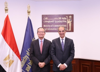 وزير الاتصالات وتكنولوجيا المعلومات يبحث مع نائب رئيس البنك الدولى للبنية التحتية التعاون فى مجالات التحول الرقمى وتطوير البنية التحتية الرقمية 17 - جريدة المساء