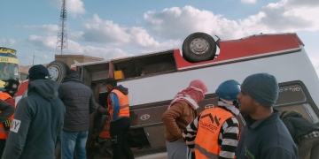 إصابة ١٨ عمال في انقلاب ميني باص علي طريق اسكندرية مطروح 2 - جريدة المساء إصابة ١٨ عمال في انقلاب ميني باص علي طريق اسكندرية مطروح 1 - جريدة المساء