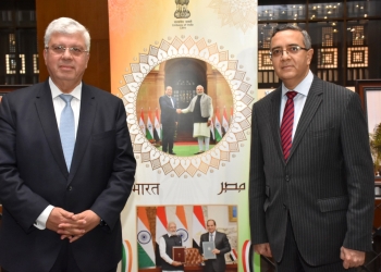 وزير التعليم العالى وسفير الهند بالقاهرة يؤكدان على تعزيز العلاقات بين البلدين 33 - جريدة المساء