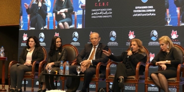 مايا مرسى خلال ندوة "تمكين المرأة المصرية: التنقل بين الواقع والأمل مشاركة السيدات في سوق العمل تزيد من الناتج المحلى 9 - جريدة المساء