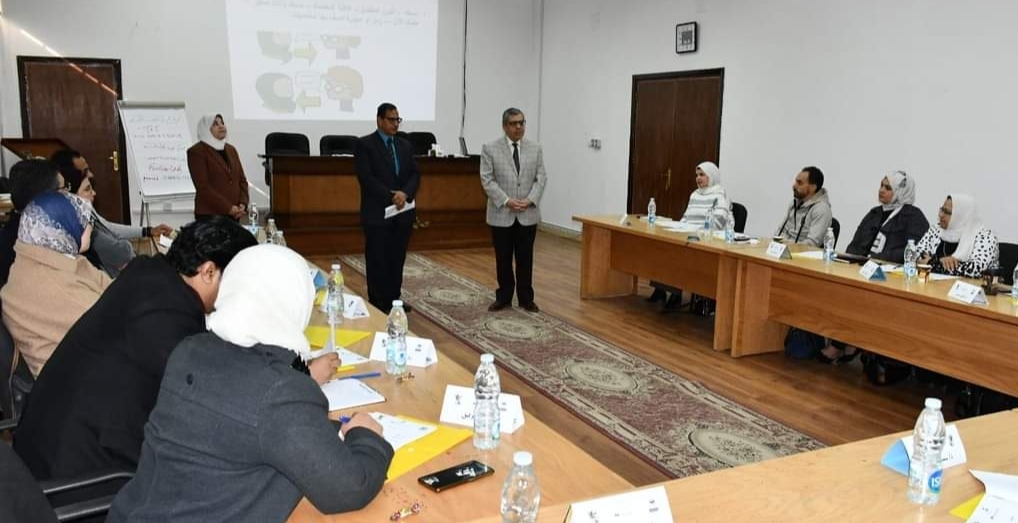 انطلاق دورة تدريب المدربين بمركز تنمية الموارد البشرية بجامعة القناة 19 - جريدة المساء