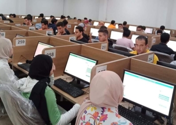 إجراء الامتحانات في 204 مقررات دراسية وفقا لإحصائية الاختبارات الإلكترونية بجامعة القناة 15 - جريدة المساء