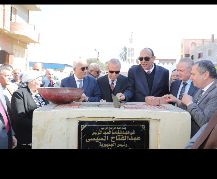 الوزير والمحافظ يضعان حجر الأساس لمدرسة كفر مويس الابتدائية المشتركة بالقليوبية 20 - جريدة المساء الوزير والمحافظ يضعان حجر الأساس لمدرسة كفر مويس الابتدائية المشتركة بالقليوبية 19 - جريدة المساء