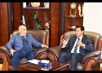 "صبحى" يبحث مع رئيس اتحاد الكاراتية الاستعدادات اللازمة لاستضافة بطولة العالم والدورى العالمى 29 - جريدة المساء