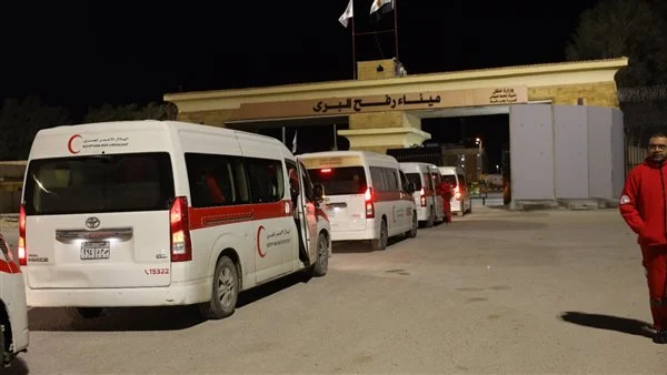 سيارات الإسعاف التابعة لجمعية الهلال الأحمر المصرى