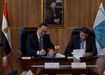 خلال توقيع الاتفاق