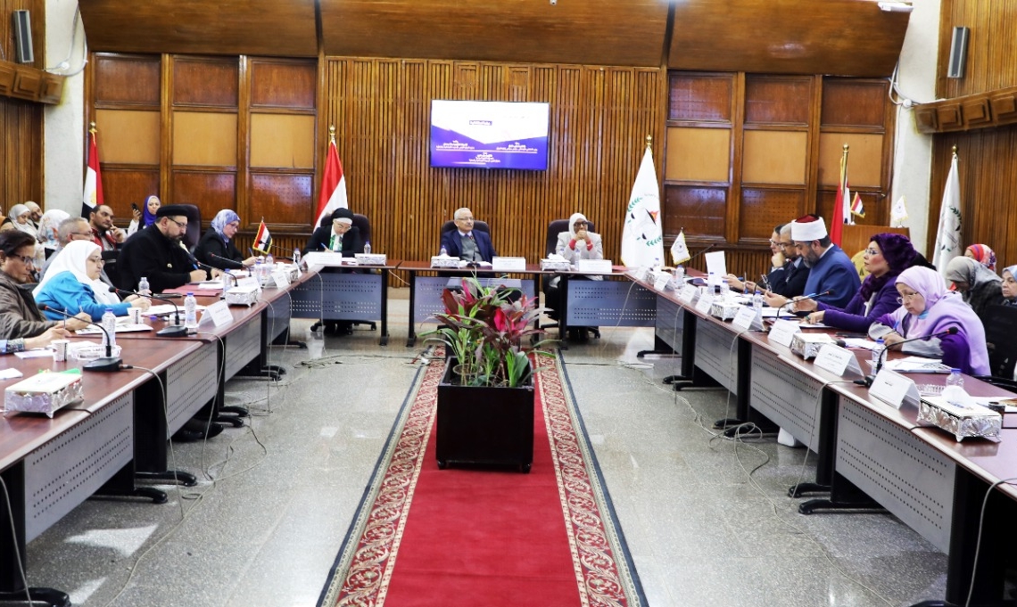 القومى للبحوث الاجتماعية والجنائية يستعرض نتائج تقرير المرصد الاجتماعى حول التطوع في المجتمع المصرى 18 - جريدة المساء خلال الجلسة النقاشية
