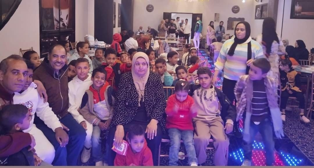 200 طفل يتيم على مائدة إفطار جمعية الرحمة بسوهاج 20 - جريدة المساء 200 طفل يتيم على مائدة إفطار جمعية الرحمة بسوهاج 19 - جريدة المساء