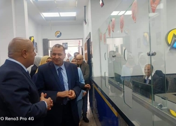 الدستاوي يفتتح مركز خدمة العملاء والمستثمرين وذوي الهمم بكهرباء الشيخ زايد.. ويشيد بتصنيع كافة المهمات الكهربائية لتوفير احتياحات الشركة 31 - جريدة المساء