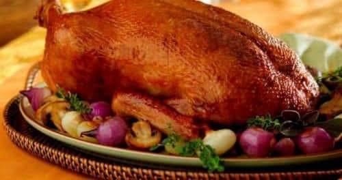 طريقة سهلة لتسوية "وزة" في الفرن للعزومات 17 - جريدة المساء