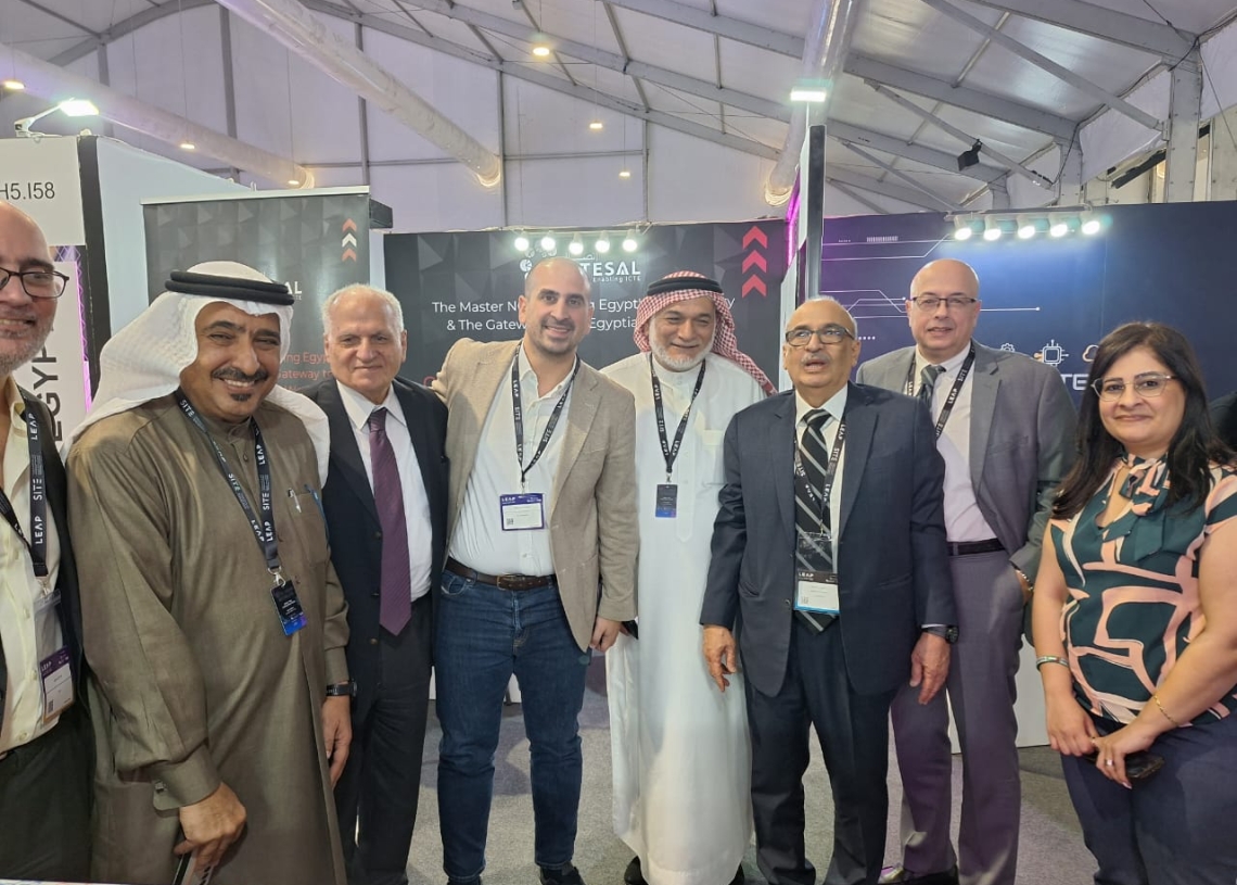 "الاتحاد العربي لتقنية المعلومات" و "اتصال" يبحثان دعم شركات التكنولوجيا في غزة خلال اجتماع على هامش فعاليات LEAP2024 18 - جريدة المساء