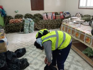 "الشعب الجمهوري" بقنا يبدأ توزيع "كراتين رمضان" ضمن مبادرة "مع الناس" 37 - جريدة المساء