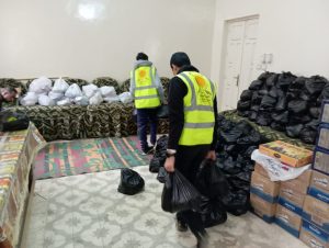 "الشعب الجمهوري" بقنا يبدأ توزيع "كراتين رمضان" ضمن مبادرة "مع الناس" 33 - جريدة المساء