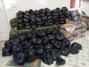 "الشعب الجمهوري" بقنا يبدأ توزيع "كراتين رمضان" ضمن مبادرة "مع الناس" 55 - جريدة المساء